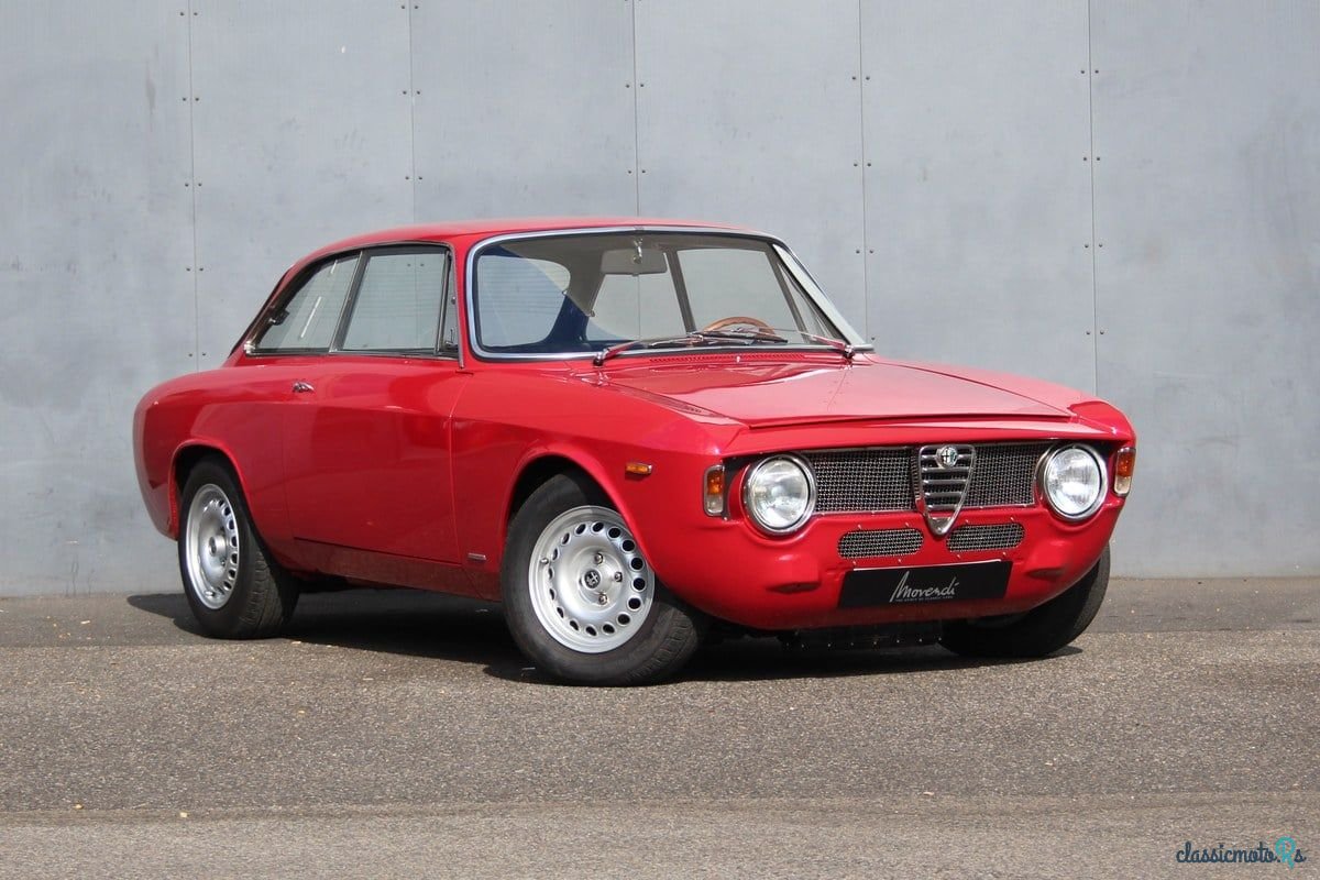 1966' Alfa Romeo GT photo #1