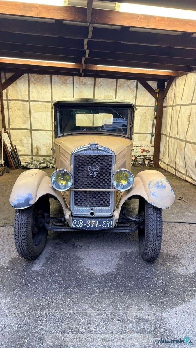 1931' Peugeot 201 photo #4
