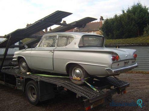 1962' Ford Consul Classic 315 photo #3