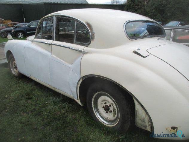 1960' Jaguar Mk9 photo #4