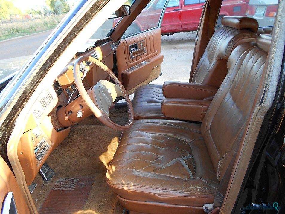 1979' Cadillac Seville photo #3
