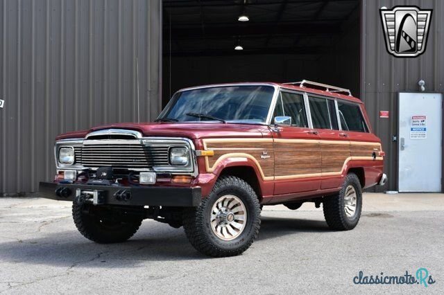 1984' Jeep Grand Wagoneer photo #2