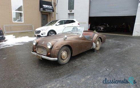 1957' Triumph TR3 photo #2