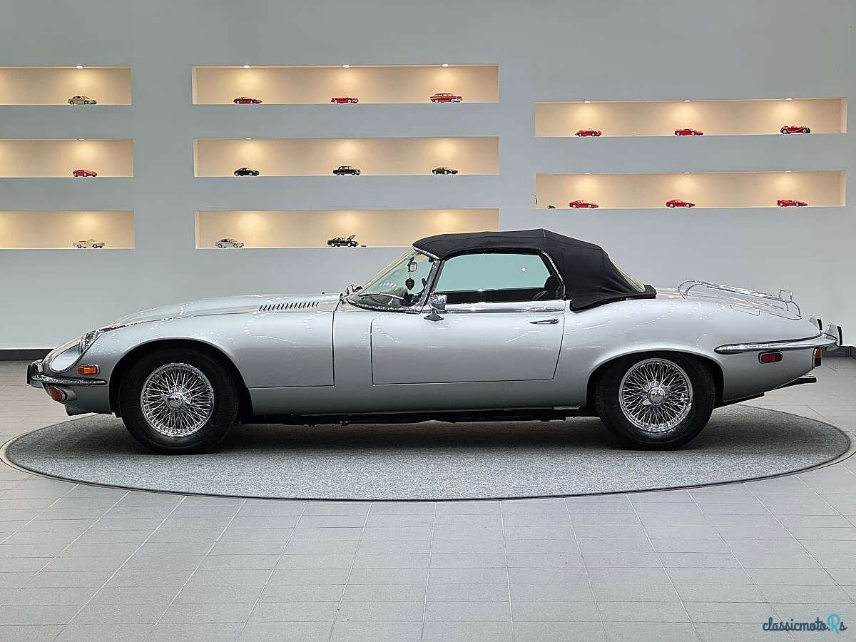 1974' Jaguar E-Type photo #2