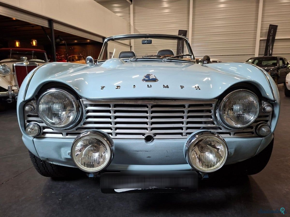 1964' Triumph TR4 photo #5