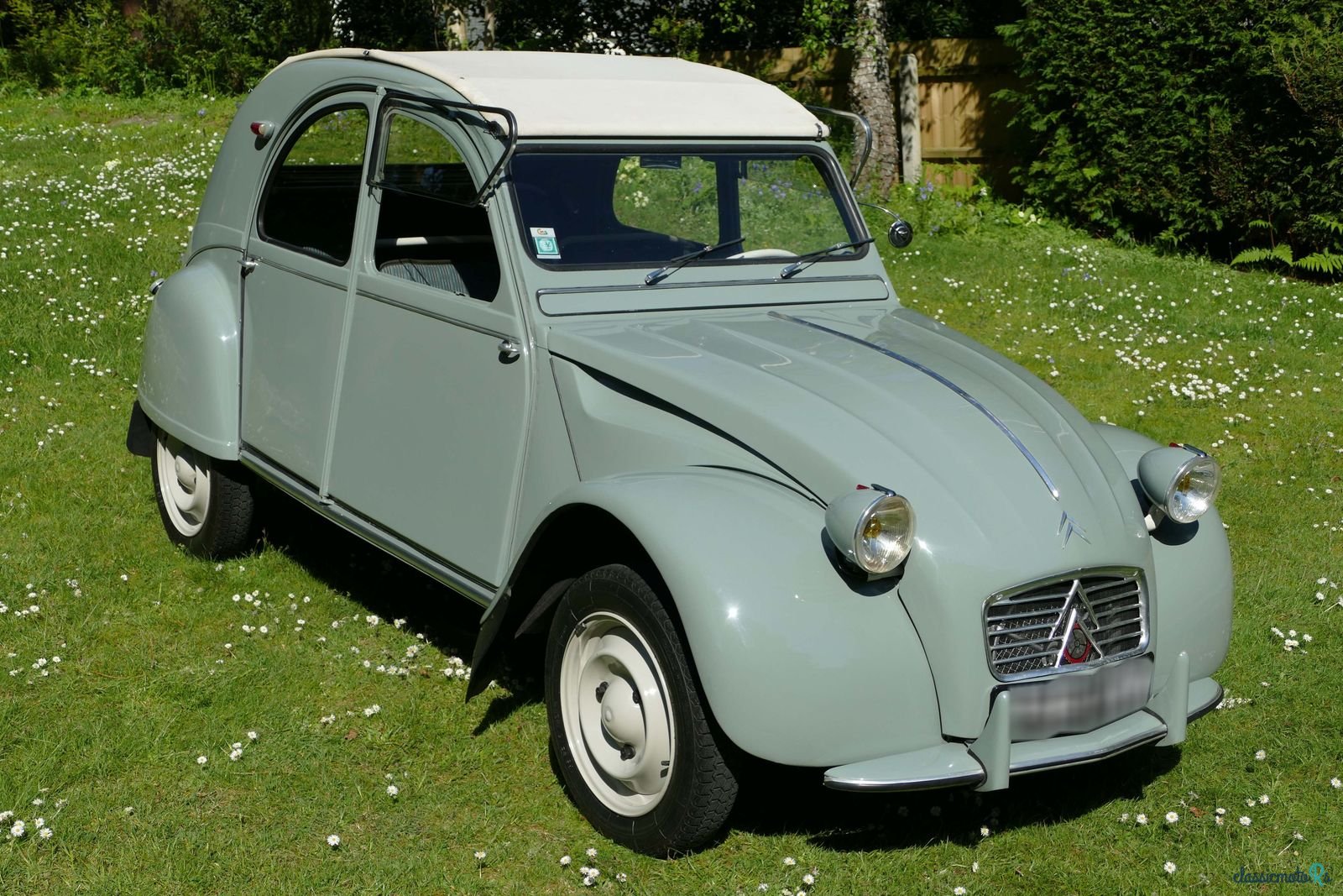 1958' Citroen 2CV photo #1