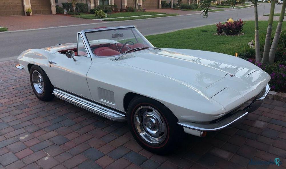1967' Chevrolet Corvette photo #4