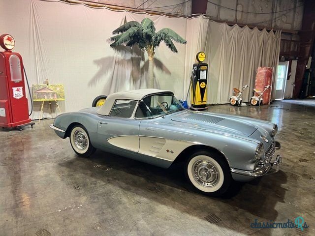 1958' Chevrolet Corvette photo #3