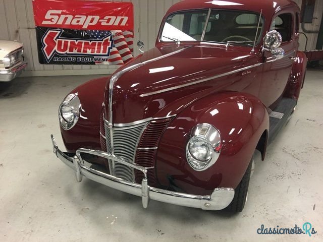 1940' Ford Deluxe photo #6