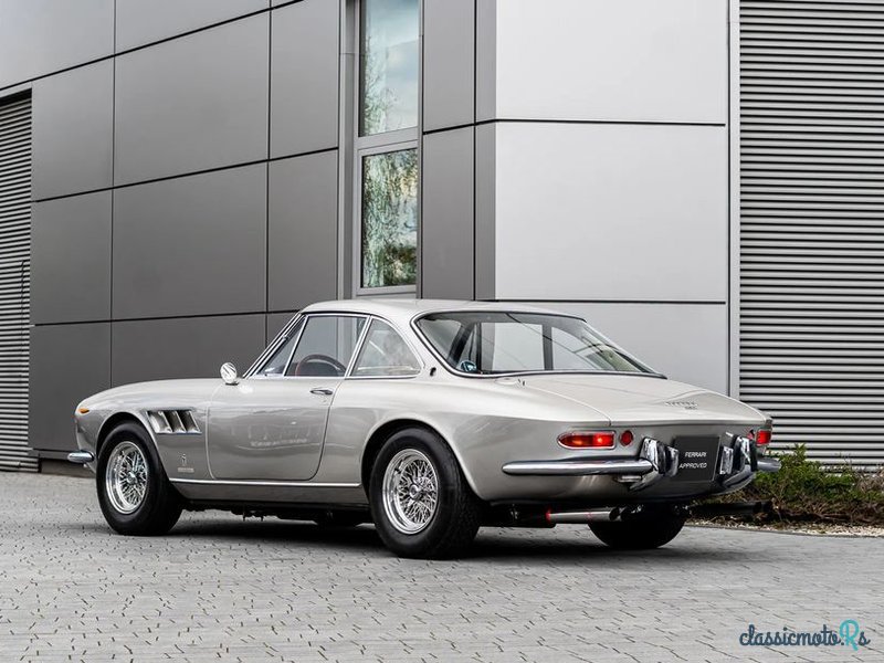 1968' Ferrari 330 photo #5