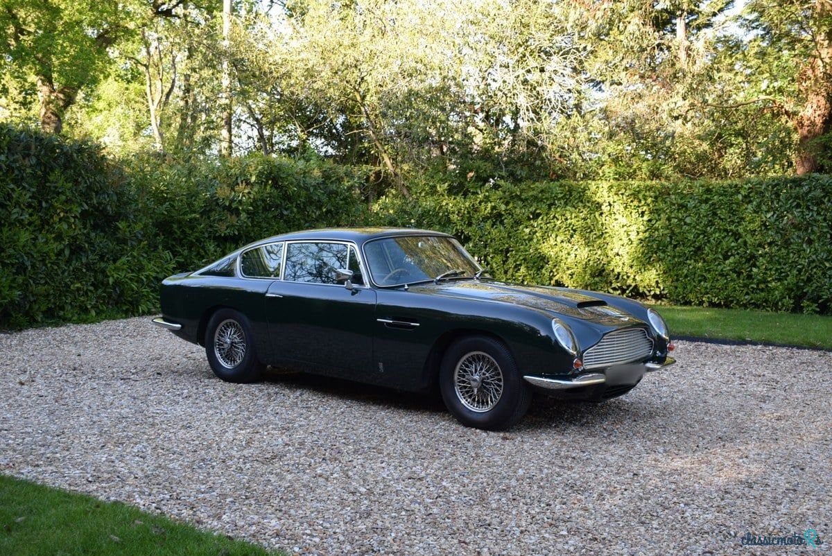 1967' Aston Martin DB6 photo #1