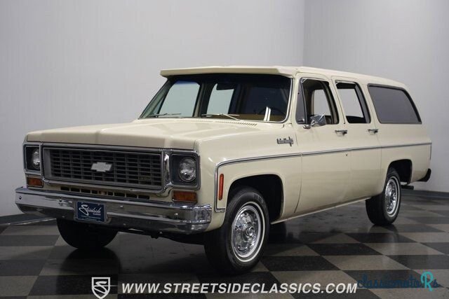 1973' Chevrolet Suburban photo #6