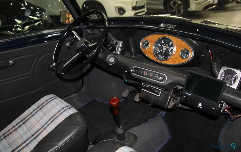 1976' Austin Morris Mini photo #3