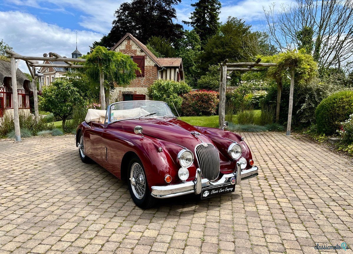 1958' Jaguar Xk150 photo #1