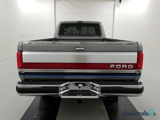 1989' Ford F-350 photo #2