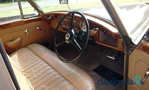 1958' Bentley S1 photo #3