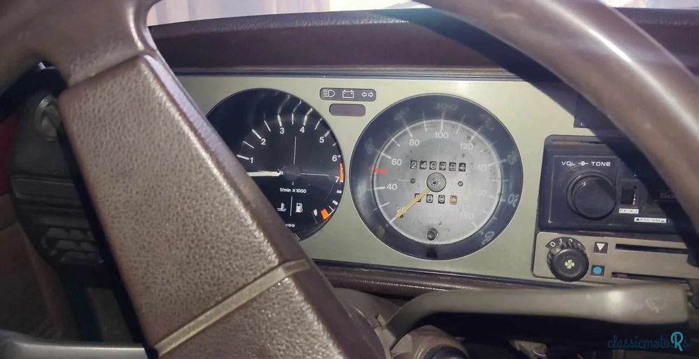 1978' Volkswagen Golf 1.5 C photo #4