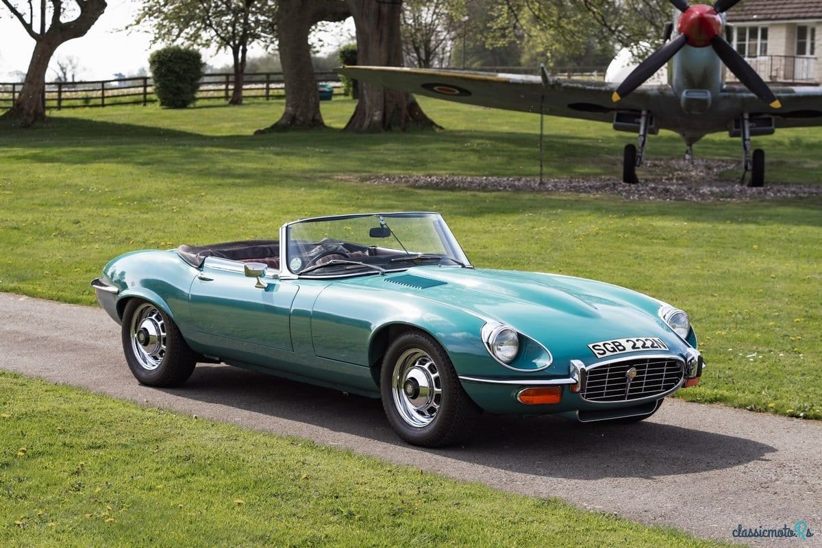 1974' Jaguar E-Type photo #1