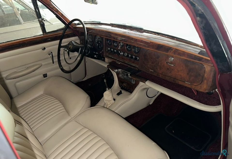 1966' Jaguar Mk Ii photo #5