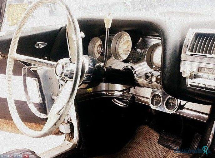 1960' Ford Thunderbird photo #2