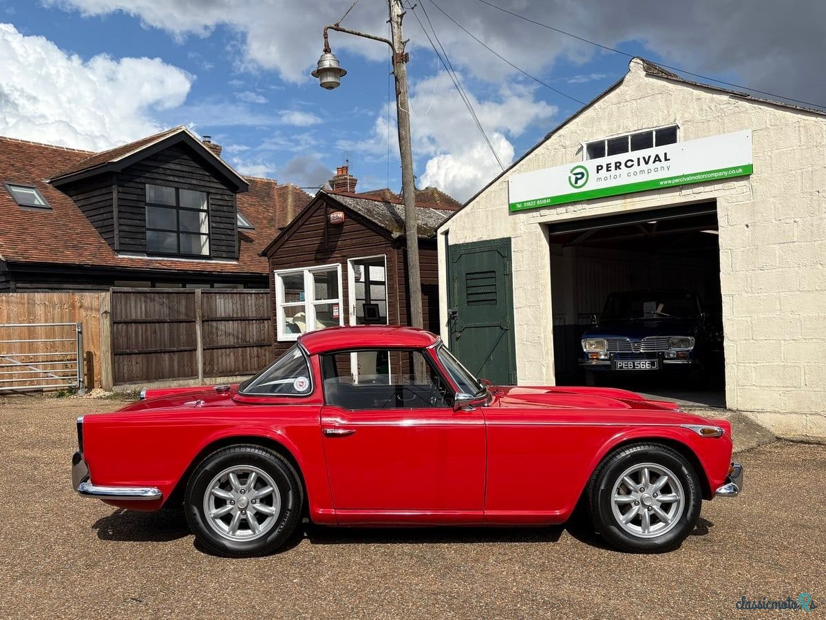 1966' Triumph TR4 photo #5