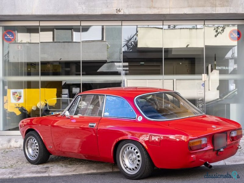 1973' Alfa Romeo GTV 2000 photo #6