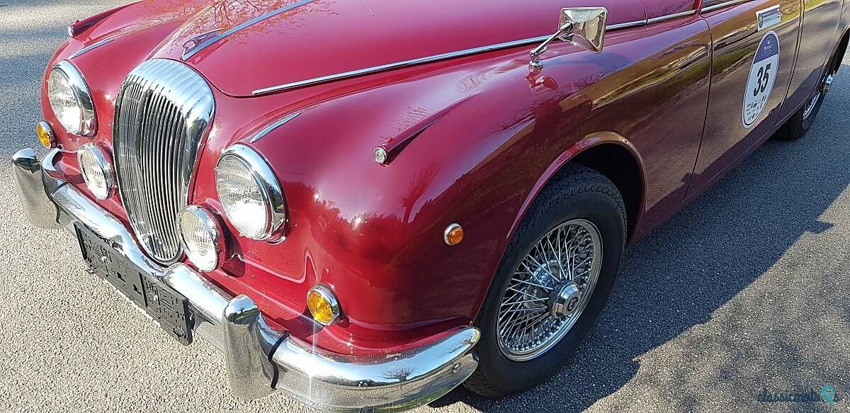 1963' Jaguar Daimler photo #2