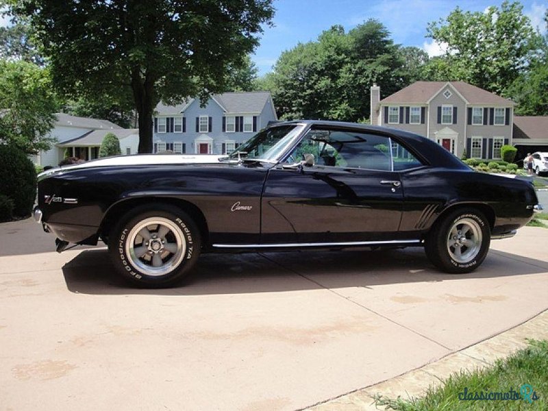 1969' Chevrolet Camaro photo #2