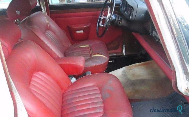 1967' Rover photo #4