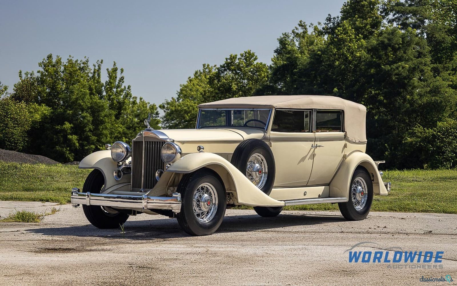 1933' Packard Model 1004 photo #1