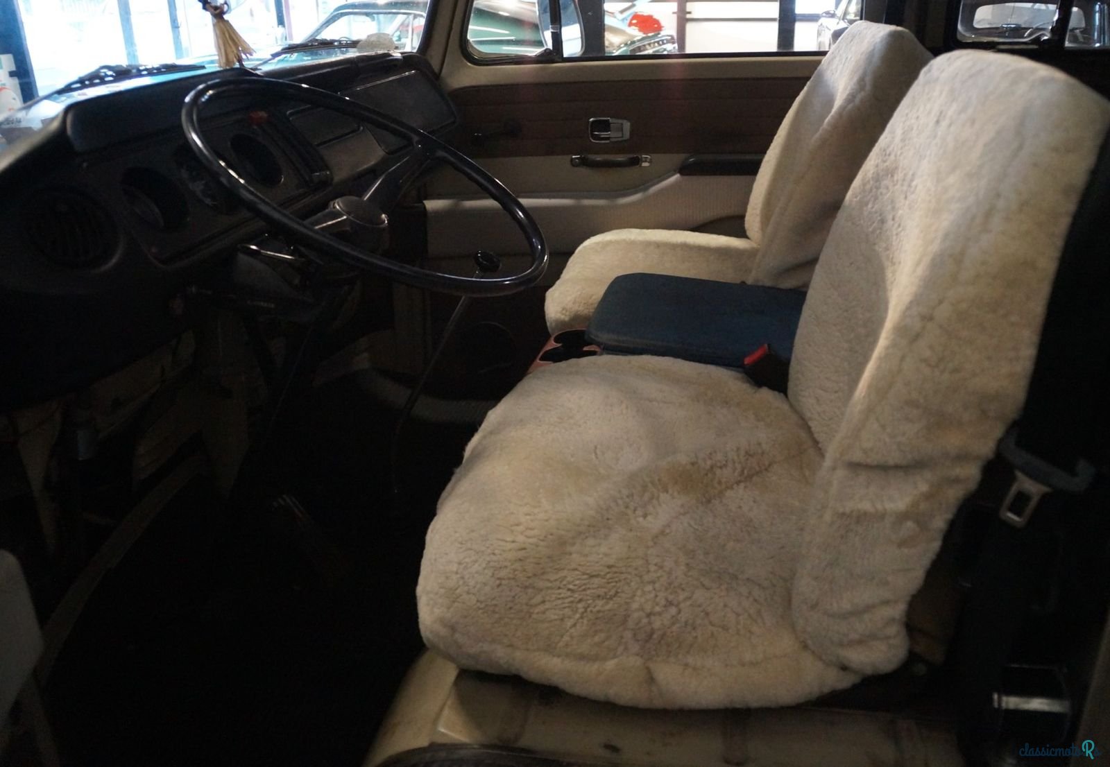 1969' Volkswagen T2 photo #6