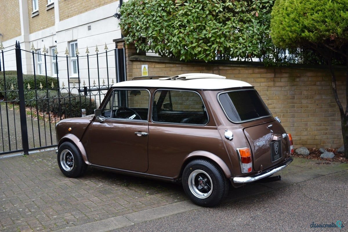 1974' MINI Classic photo #2