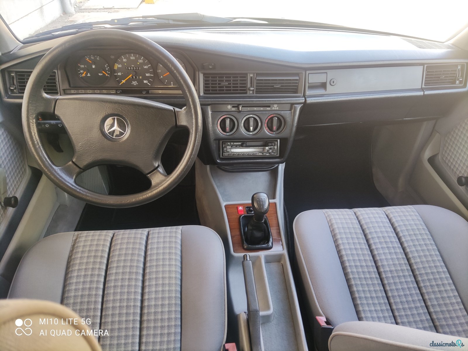 1992' Mercedes-Benz 190D photo #3