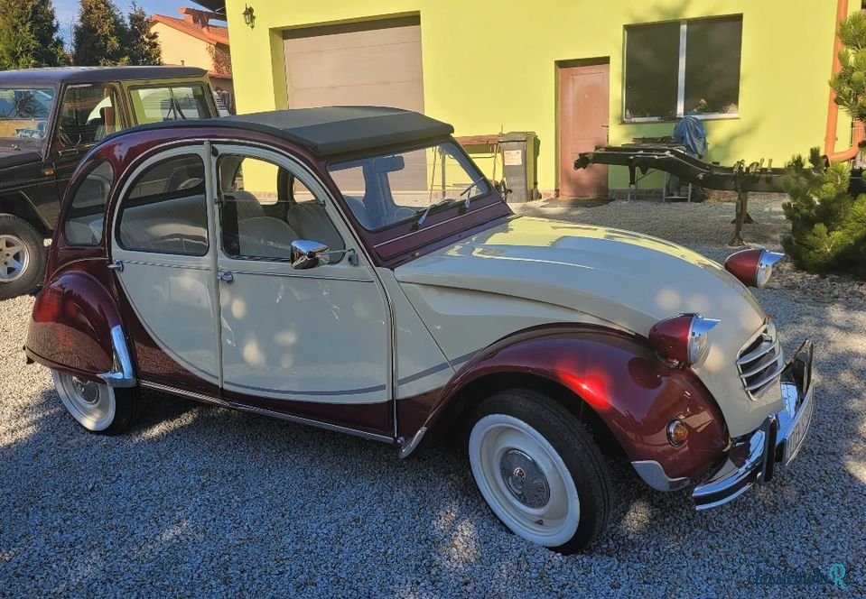 1979' Citroen 2 Cv photo #1