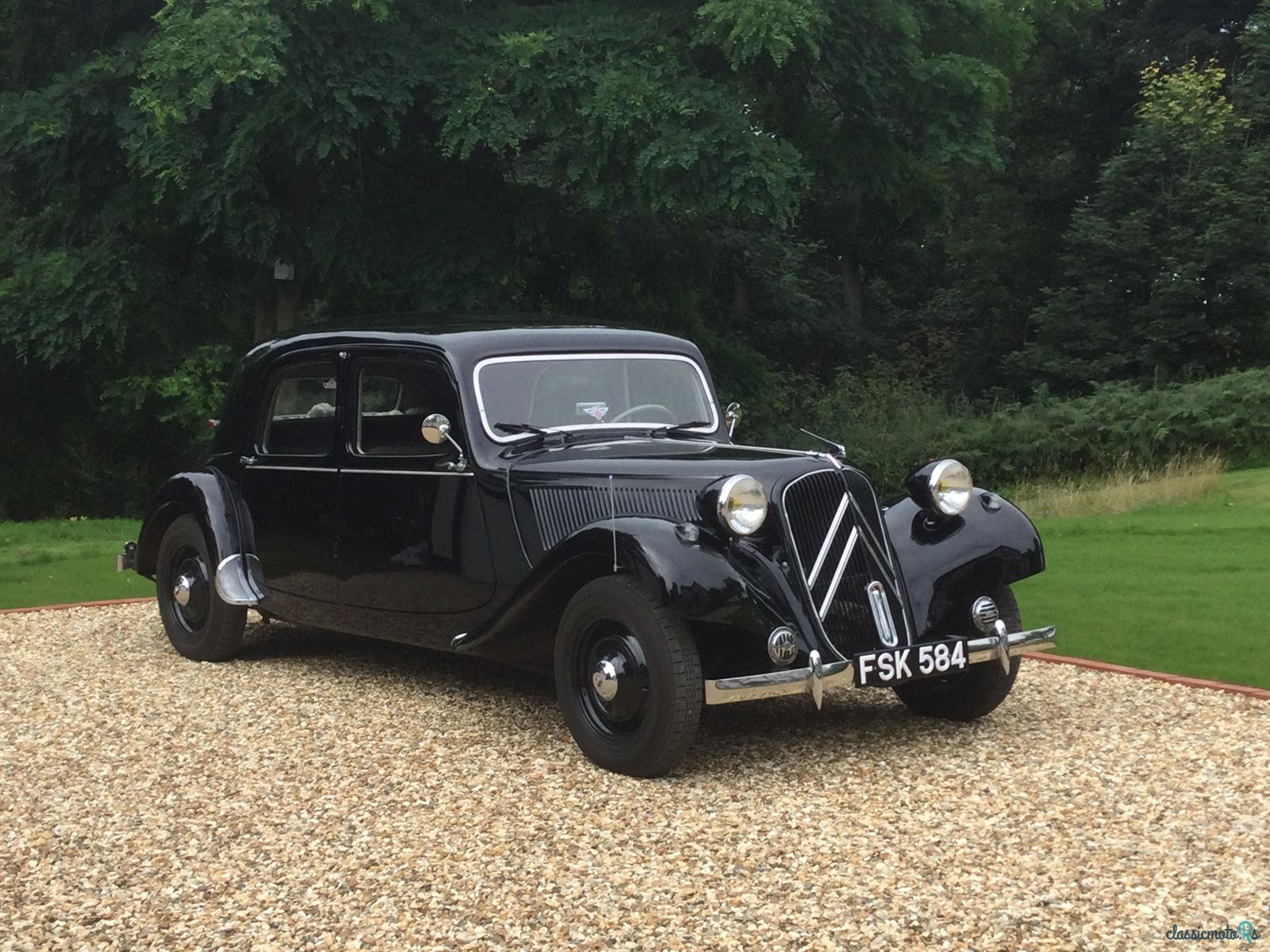 1953' Citroen Traction photo #1