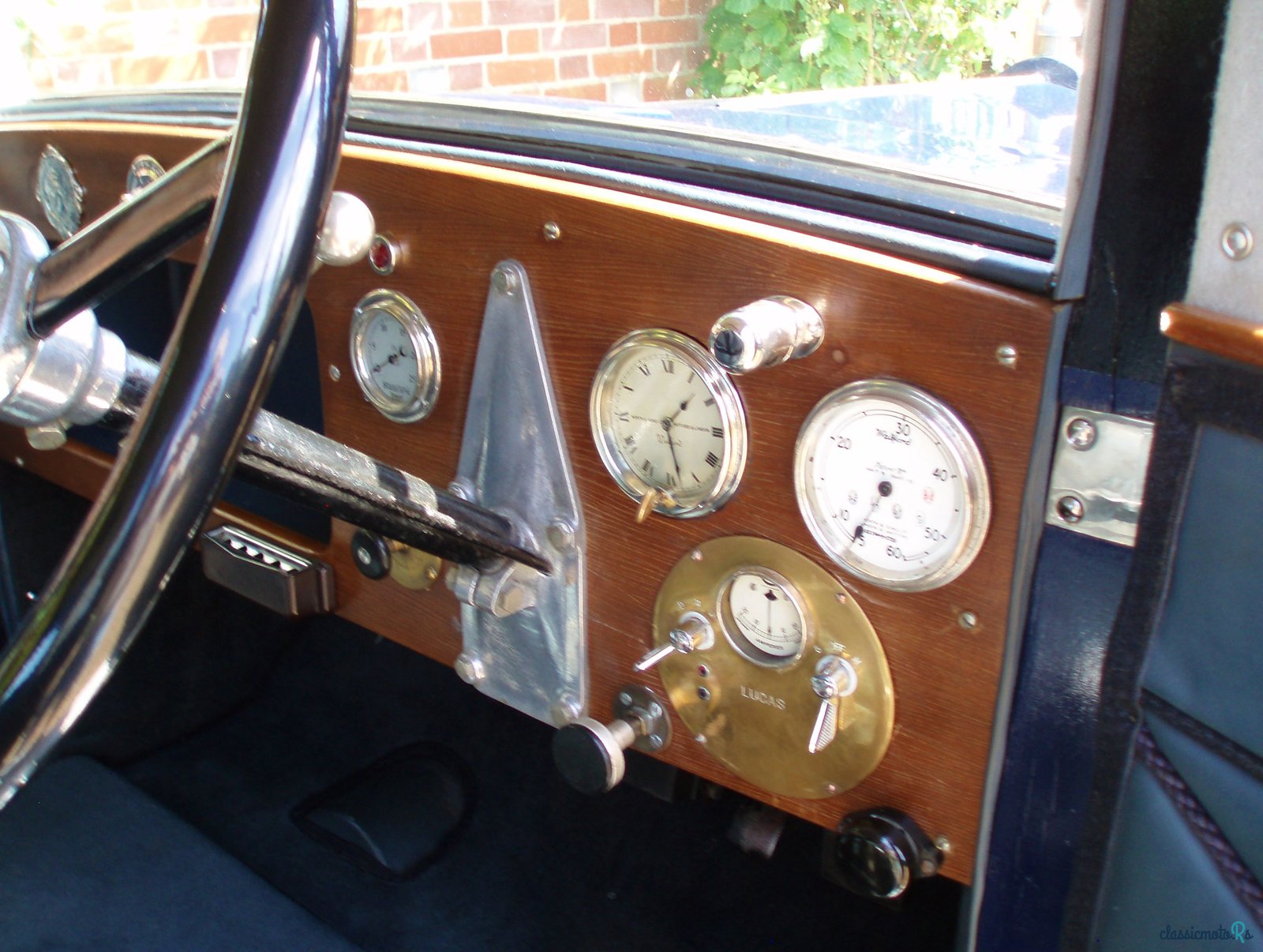 1926' Standard Park Lane Saloon photo #4