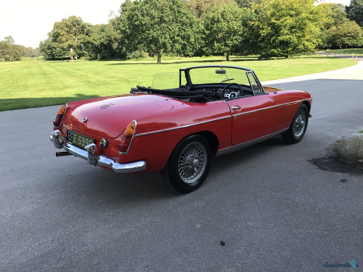 1965' MG MGB Roadster photo #2