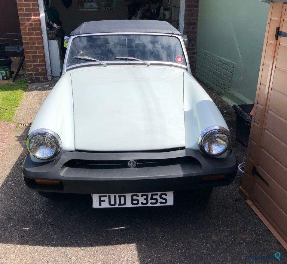1977' MG Midget photo #3