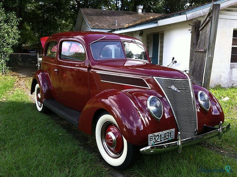 1937' Ford photo #2