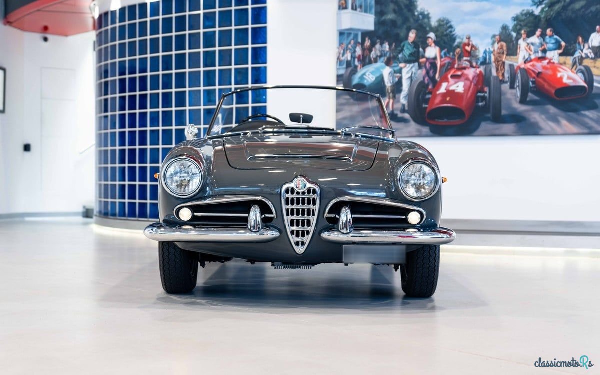 1963' Alfa Romeo Spider photo #2