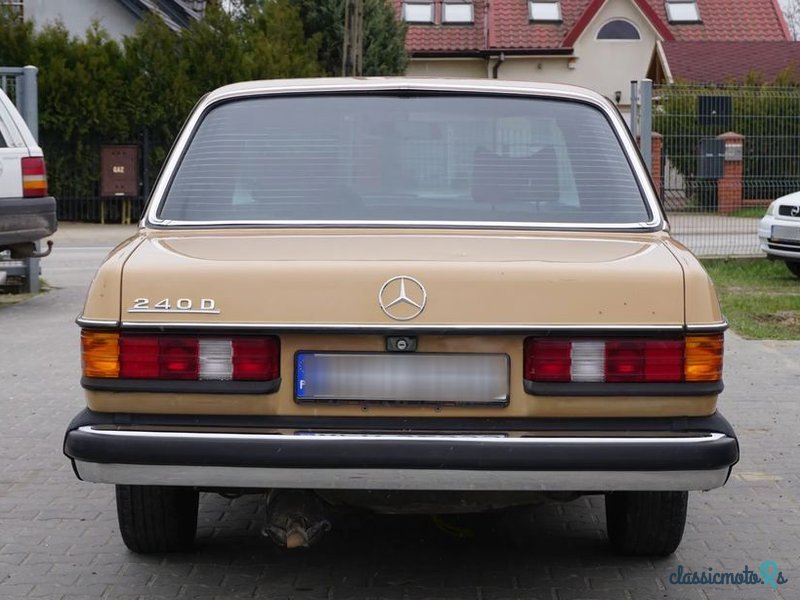 1978' Mercedes-Benz W123 photo #4