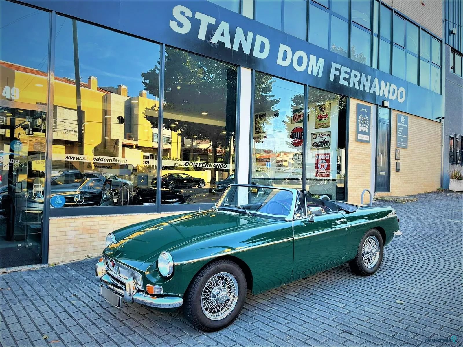 1965' MG MGB photo #1