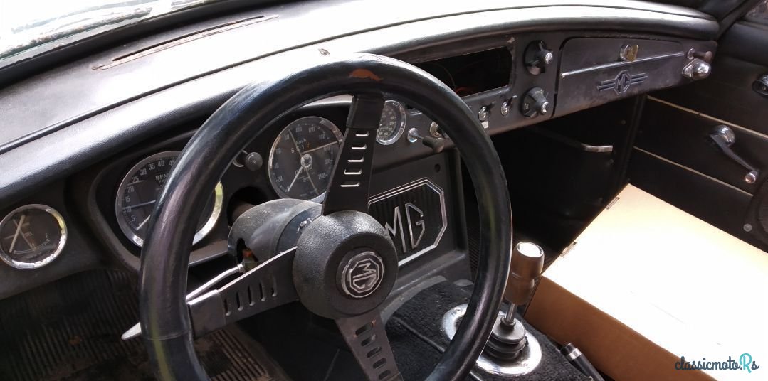1967' MG MGB photo #4