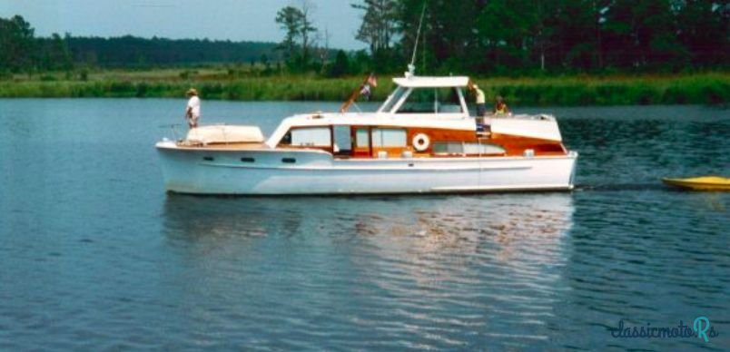 1949' Chris Craft photo #2