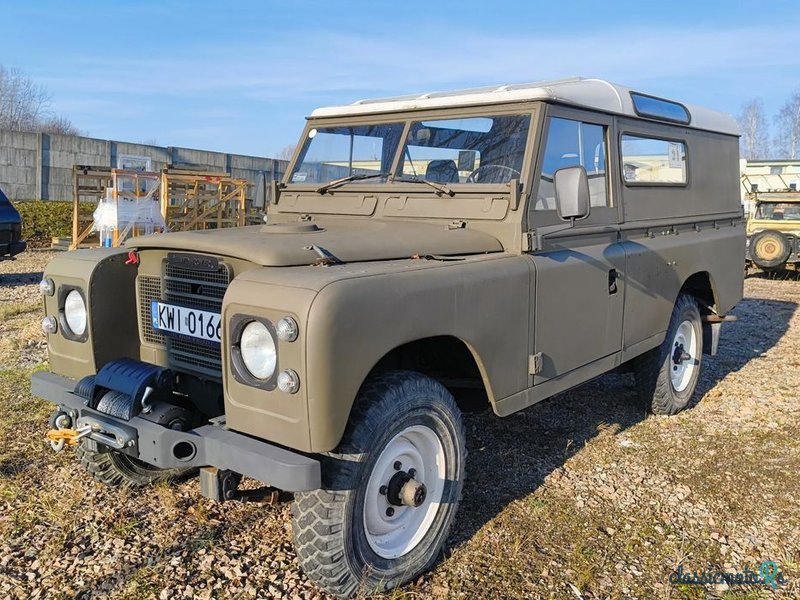 1975' Land Rover photo #2