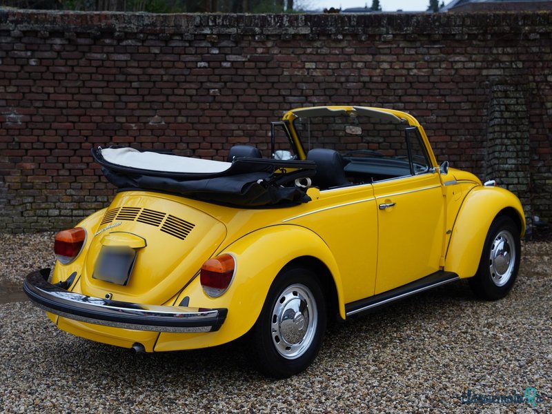 1976' Volkswagen Beetle photo #2