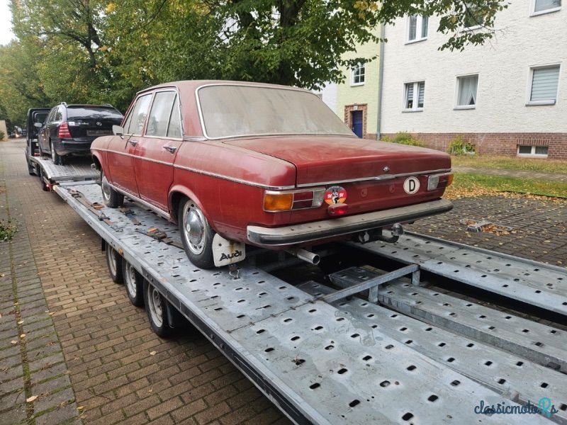 1971' Audi 100 photo #2