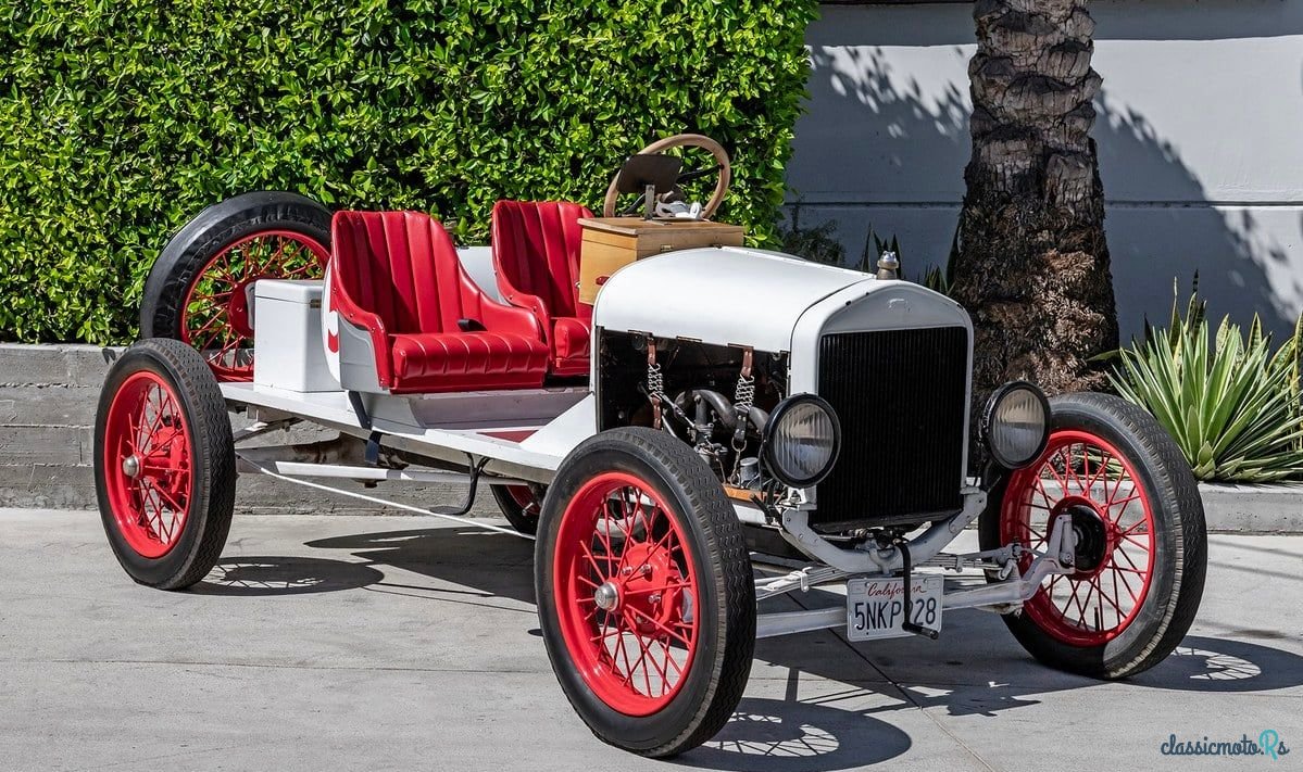 1925' Ford Model T photo #1