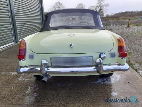 1969' MG MGC photo #6