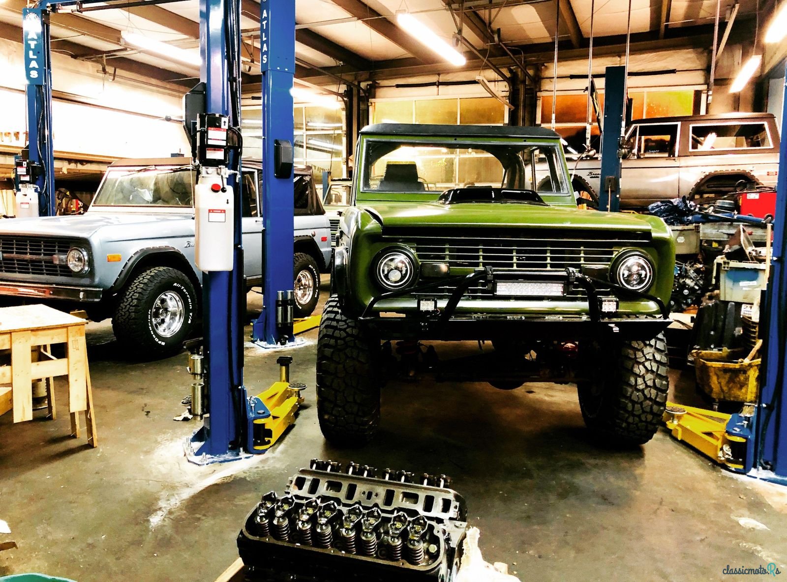 1977' Ford Bronco photo #1